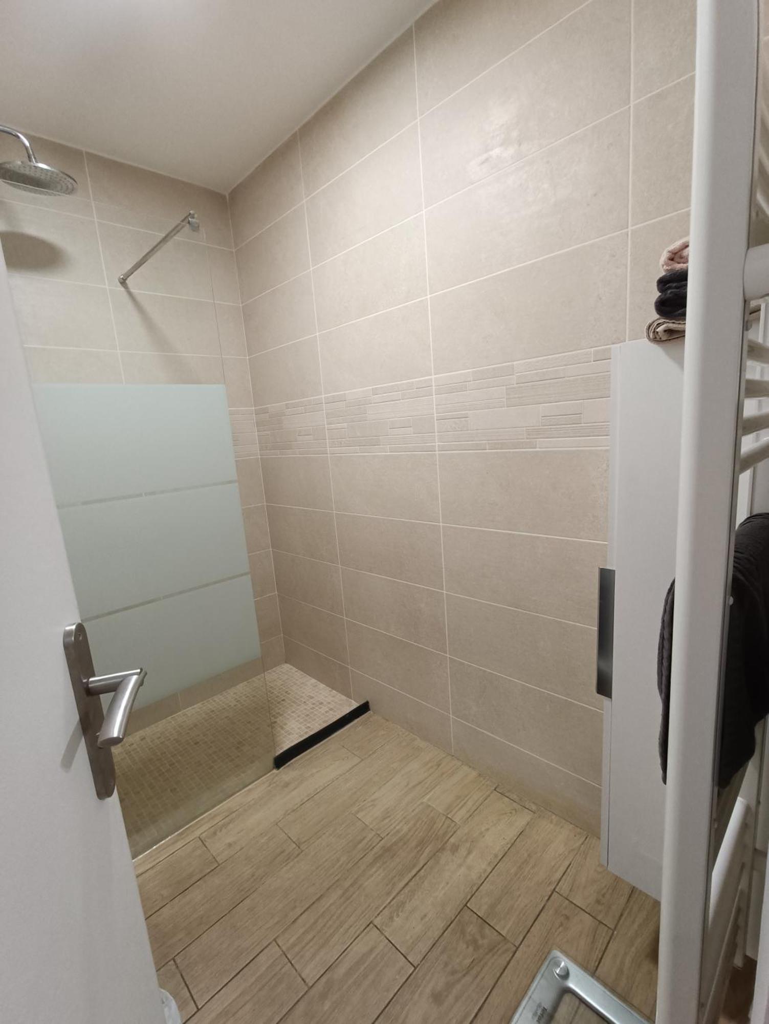 Appartements Et Studio Renoves En 2022, Intra Muros Avignon Exterior photo