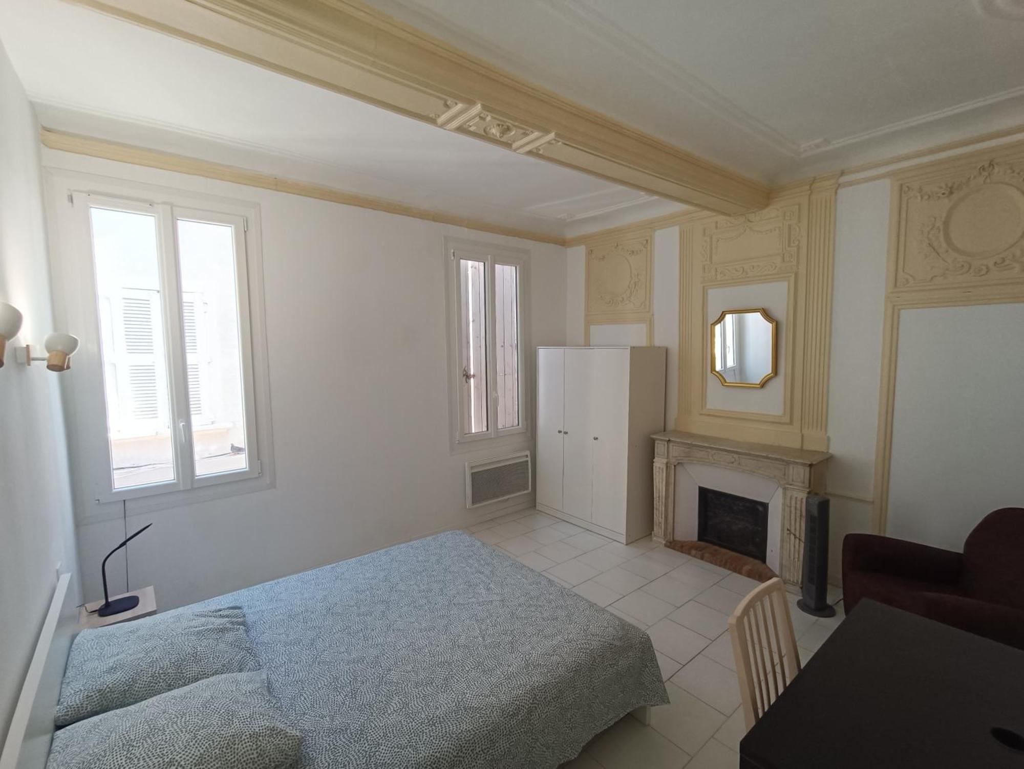 Appartements Et Studio Renoves En 2022, Intra Muros Avignon Exterior photo